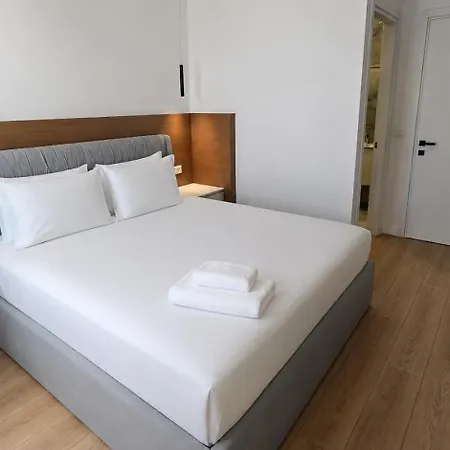 Apartment New Modern At Relux - Free Garage Tirana