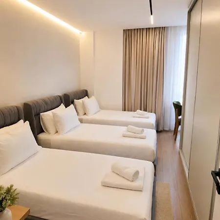 Apartment New Modern At Relux - Free Garage Tirana